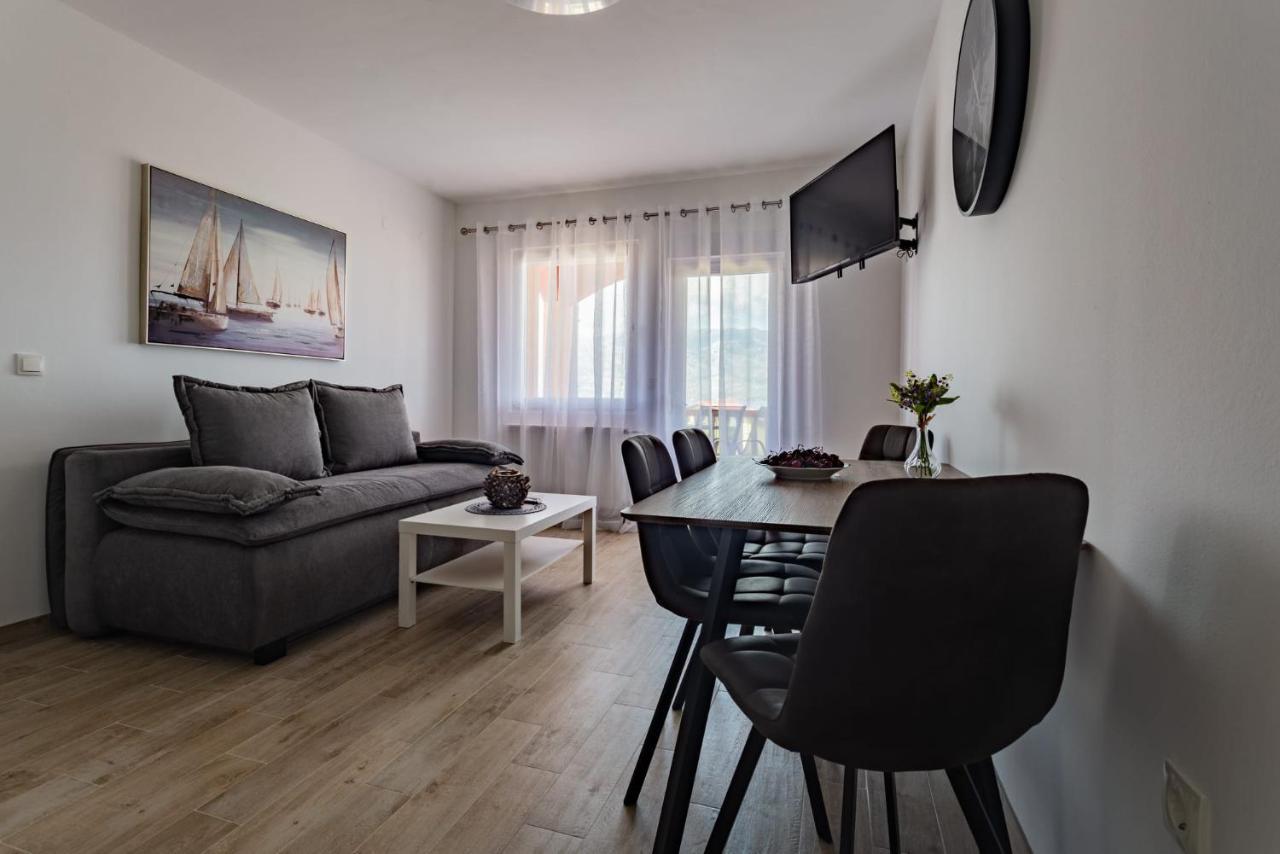 Apartmán Kameni Put Ražanac Exteriér fotografie