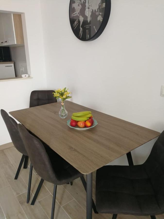 Apartmán Kameni Put Ražanac Exteriér fotografie