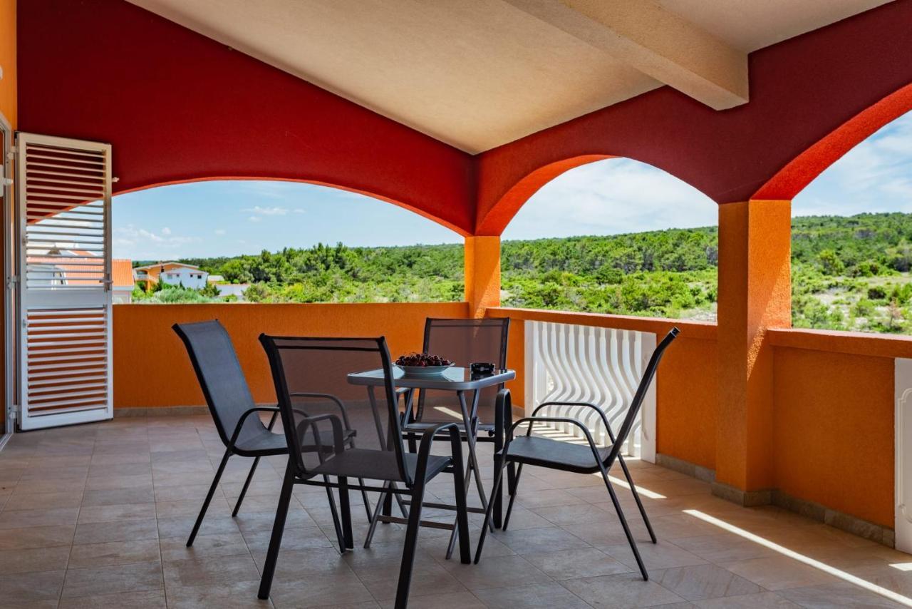 Apartmán Kameni Put Ražanac Exteriér fotografie