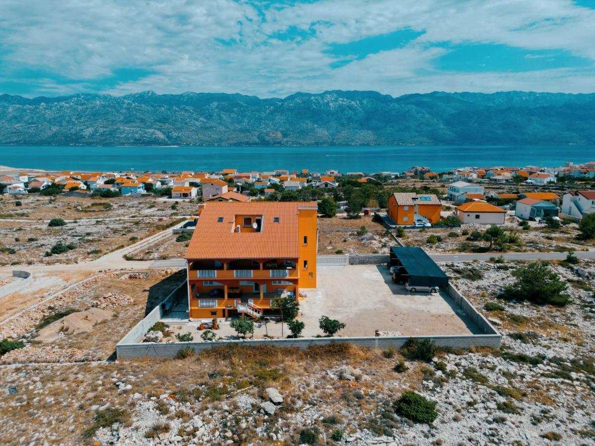 Apartmán Kameni Put Ražanac Exteriér fotografie