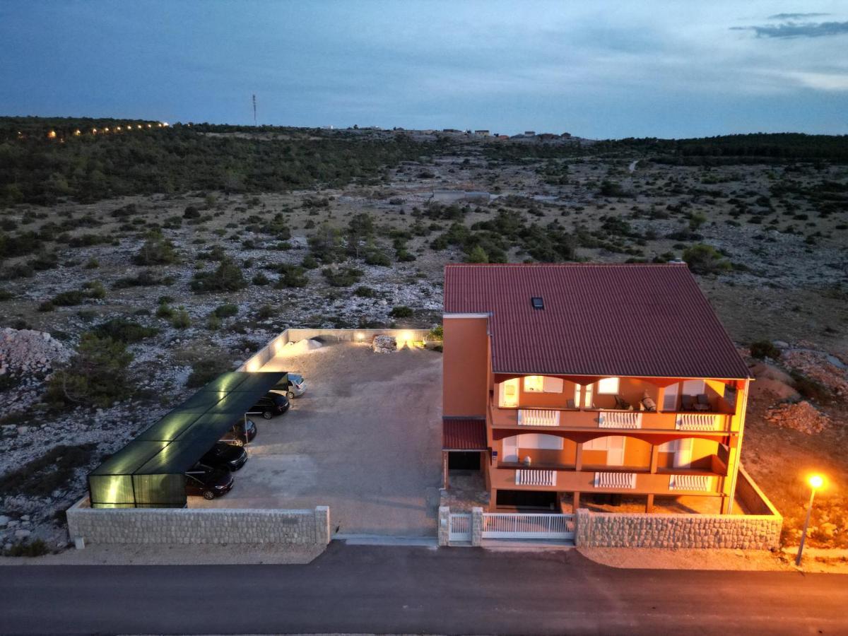 Apartmán Kameni Put Ražanac Exteriér fotografie