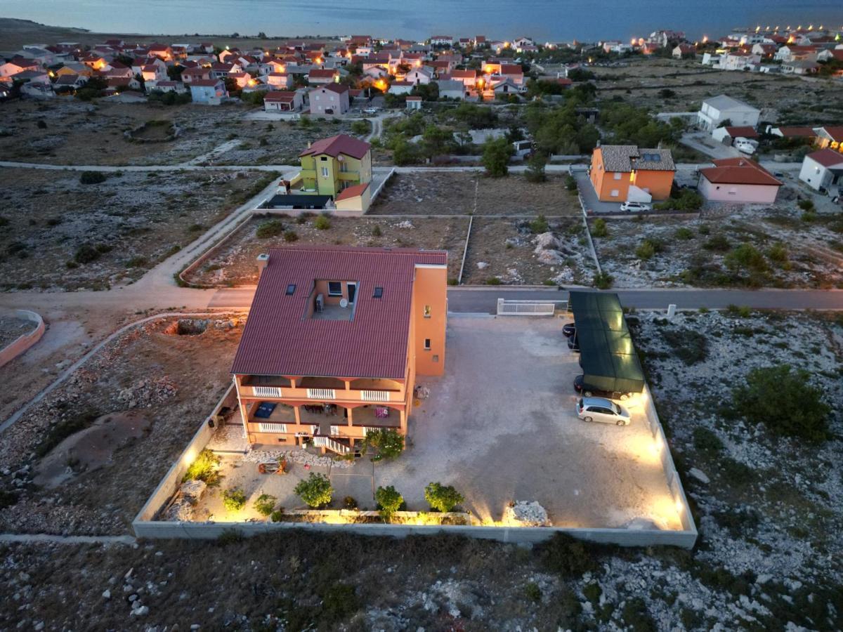Apartmán Kameni Put Ražanac Exteriér fotografie